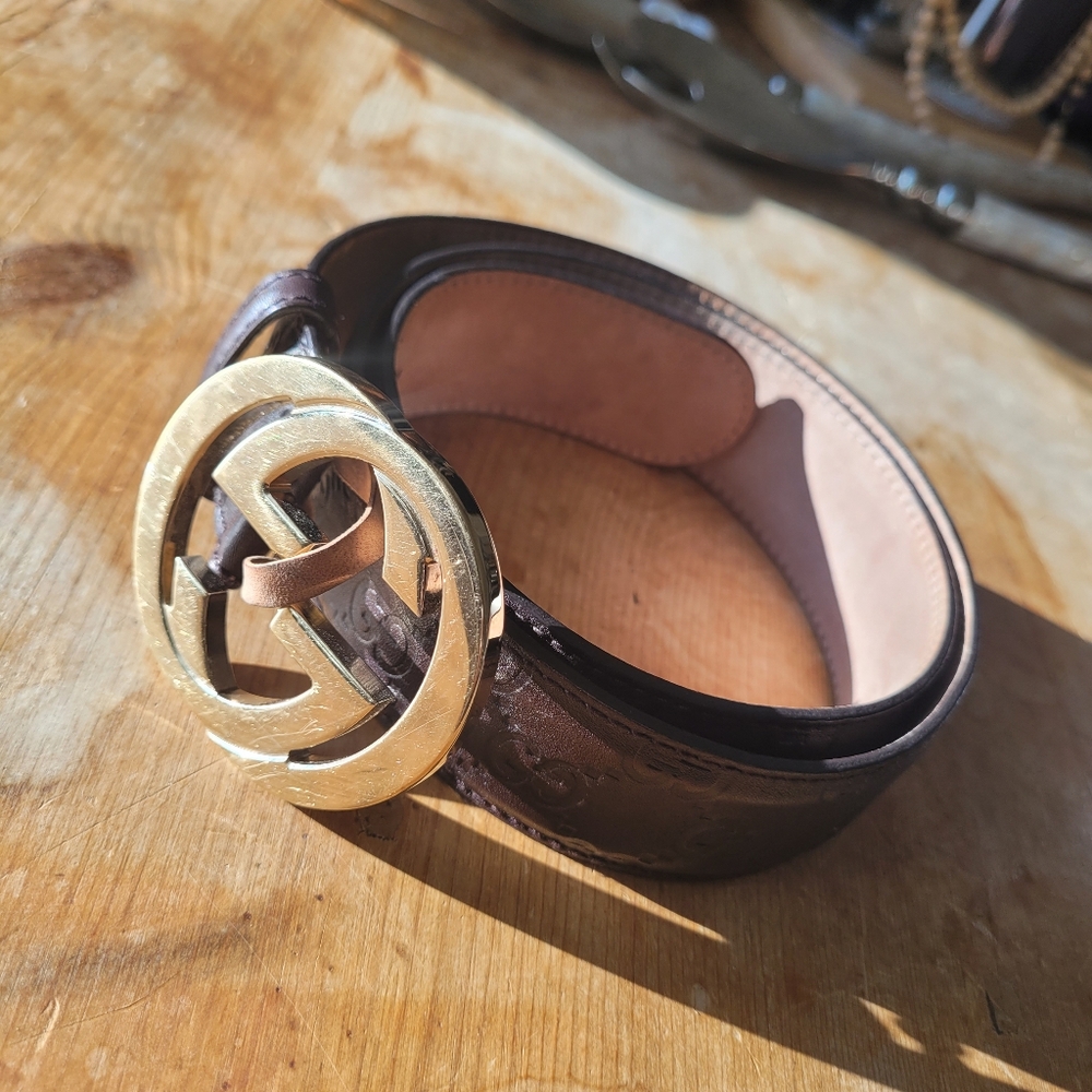 GUCCI Brown GG Buckle and Leather Embossed Belt